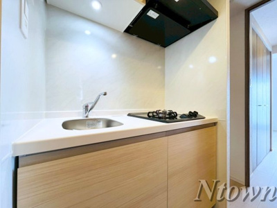 【居間・リビング】 | CREST TAPP平安通 | おしゃれな居間です