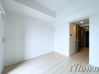 【居間・リビング】 | CREST TAPP平安通 | ゆったりとしたリビングです