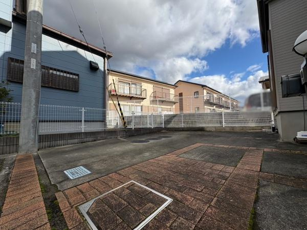 岩出市山田　中古戸建の駐車場
