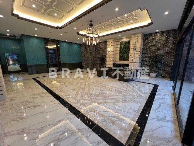 PHOERME城北公園　BRAVI不動産のロビー|【PHOERME城北公園】ゆとりのあるロビーです