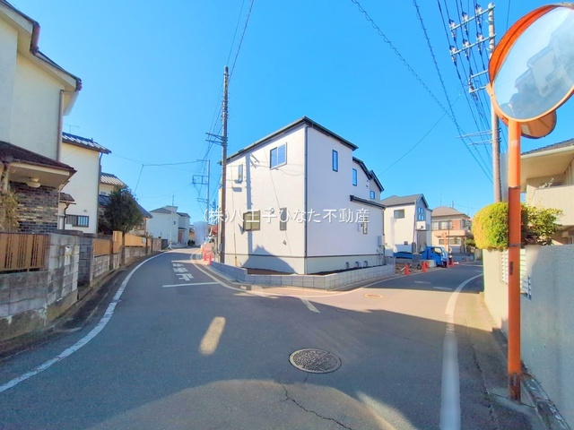 祝：成約済み　八王子市　川口町　新築戸建て　１１期の前面道路含む現地写真|～仲介手数料無料☆八王子ひなた不動産～八王子市川口町　新築戸建て