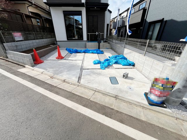 祝：成約済み　八王子市　川口町　新築戸建て　１１期の駐車場|～仲介手数料無料☆八王子ひなた不動産～八王子市川口町　新築戸建て