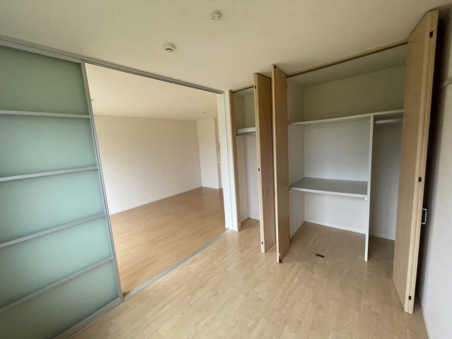 SKハイツの洋室