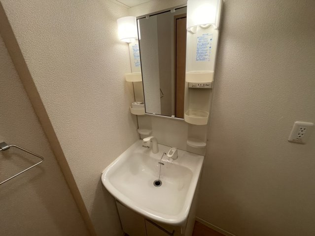 SKハイツの独立洗面台