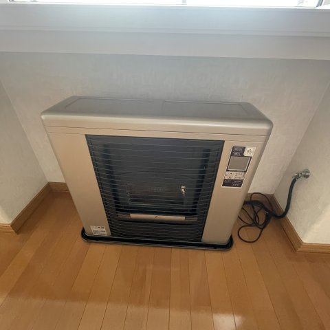 ルミエールの居間・リビング|ゆったり過ごせる居間です