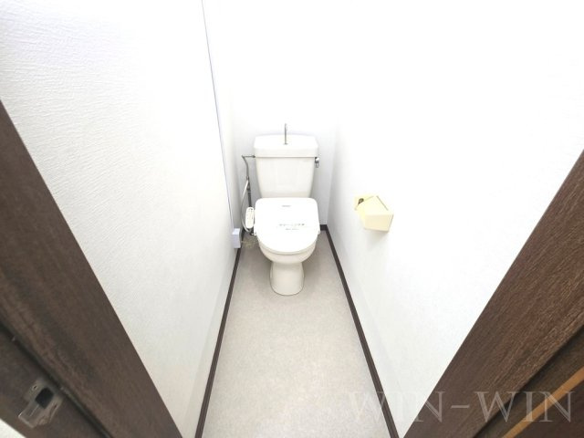 ウイングコート羽根井のトイレ