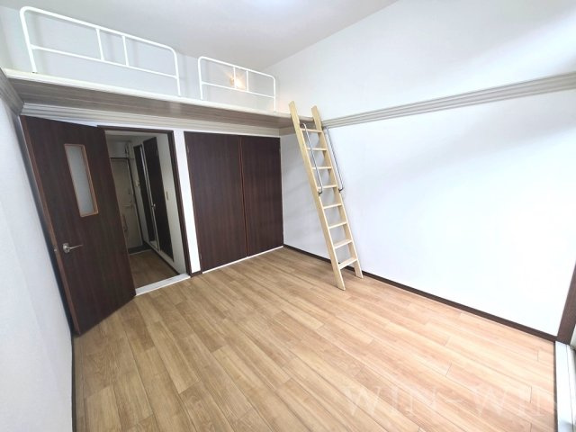 ウイングコート羽根井の居間・リビング