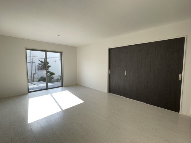 八幡西区光貞台3丁目3期の居間・リビング