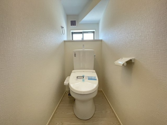 八幡西区光貞台3丁目3期のトイレ