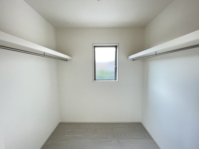 八幡西区光貞台3丁目3期の収納