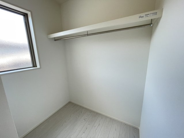 八幡西区光貞台3丁目3期の収納