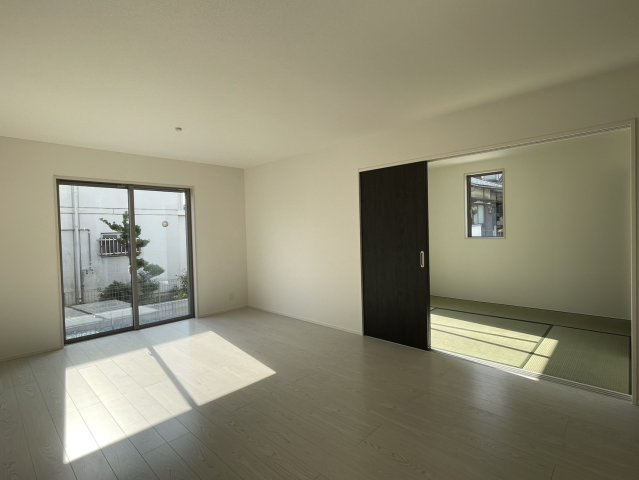 八幡西区光貞台3丁目3期の居間・リビング