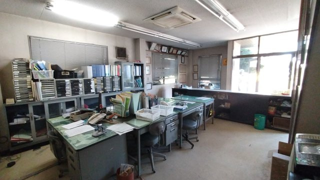 ６３８５２　関市小屋名事務所・倉庫の内装