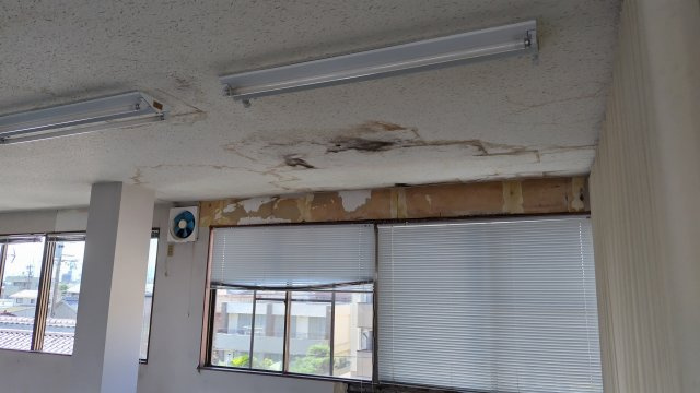 ６３８５２　関市小屋名事務所・倉庫の内装