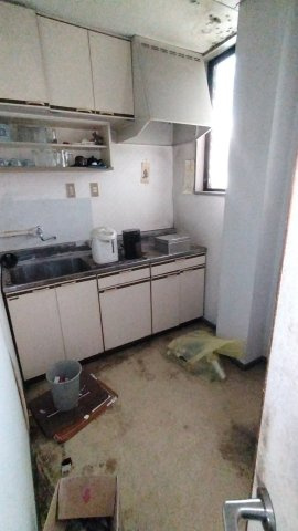 ６３８５２　関市小屋名事務所・倉庫のキッチン