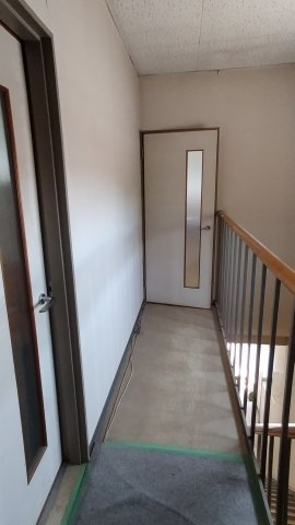 ６３８５２　関市小屋名事務所・倉庫の内装