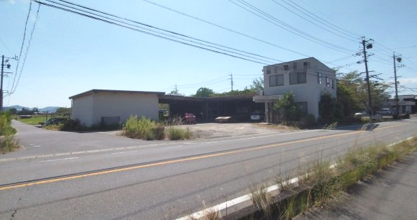 ６３８５２　関市小屋名事務所・倉庫の外観