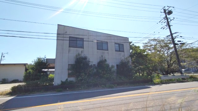 ６３８５２　関市小屋名事務所・倉庫の外観