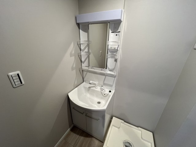 TKP新松戸Ⅰ の独立洗面台