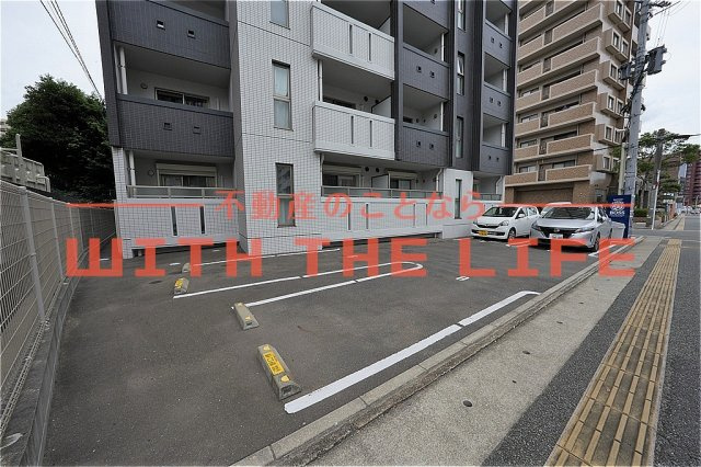 モアプラス西鉄久留米駅前【キャッシュバック対象物件】の駐車場|駐車場完備です