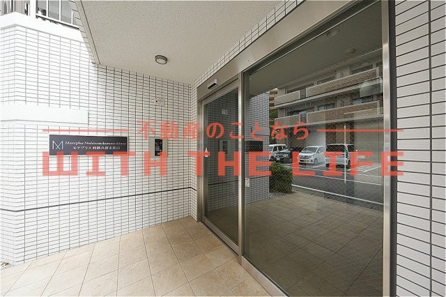 モアプラス西鉄久留米駅前【キャッシュバック対象物件】のエントランス|ゆとりのあるエントランスです