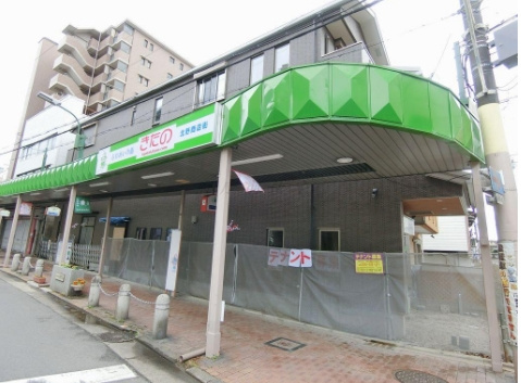 中立売通、北野商店街に面した新築店舗