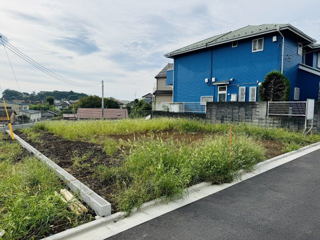 八王子市　中野上町3丁目　建築条件付き売地の外観|中野団地バス停徒歩5分の立地の建築条件付き売地です　30坪1,700万円で、フリープランの建物を建築可能