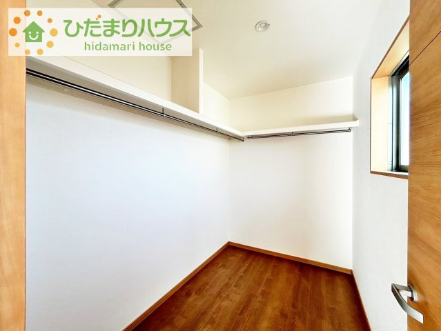 【収納】 | 土浦市乙戸南２丁目　中古戸建 | 新婚さんにおすすめ！奥様に喜ばれる収納たっぷりのウォークインクローゼット付です☆