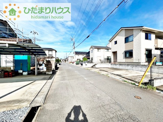 【前面道路含む現地写真】 | 土浦市乙戸南２丁目　中古戸建 | 前面道路は車通り少ないので安心です☆彡