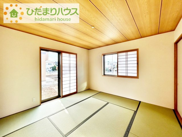 【和室】 | 土浦市乙戸南２丁目　中古戸建 | 和の風情を演出する内障子付！