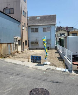 【前面道路含む現地写真】