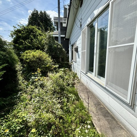 室蘭市本輪西町2丁目6-16戸建の庭