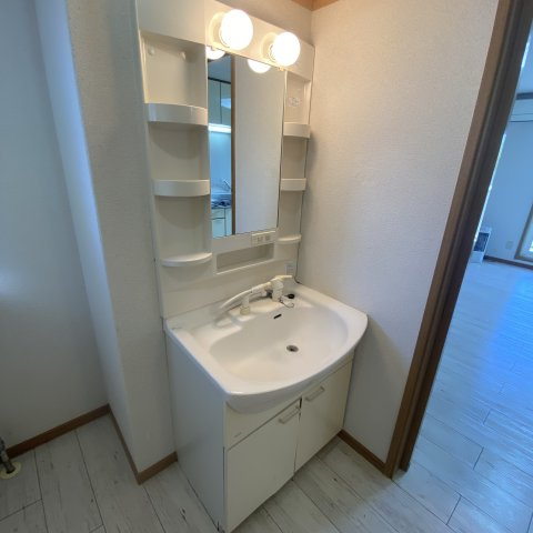 ファイン２１の独立洗面台