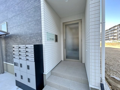 【エントランス】 | ブランメゾンＢ