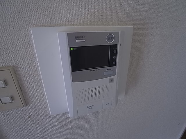 神戸市北区有野町唐櫃の賃貸マンションのセキュリティ|TV付インターフォン