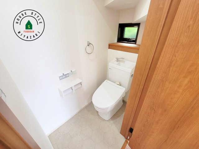 第3清武町今泉モデル（3号棟）のトイレ|温水洗浄便座を完備しております。