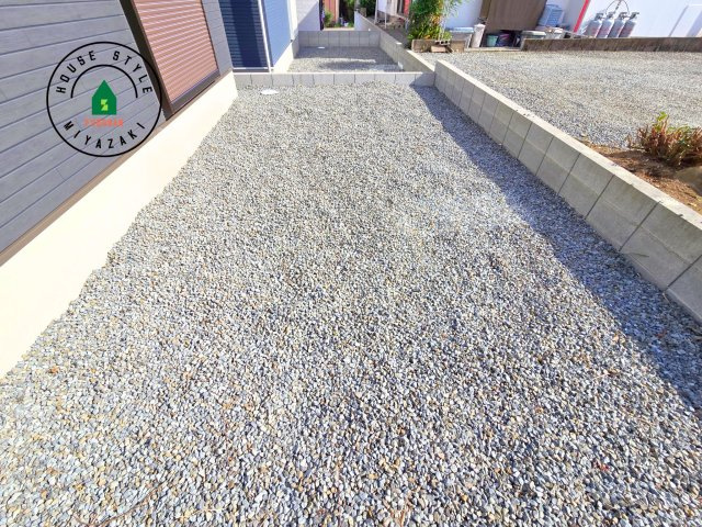 第3清武町今泉モデル（3号棟）の庭|お庭で自由な時間を過ごせます。