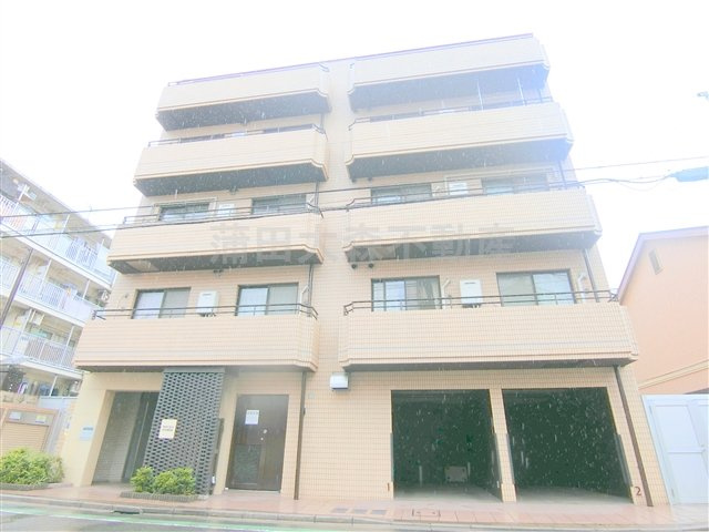 グランバリュー羽田の外観