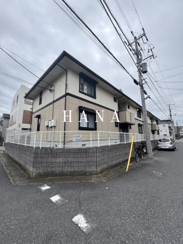 日の出第一秋新ハイツの外観