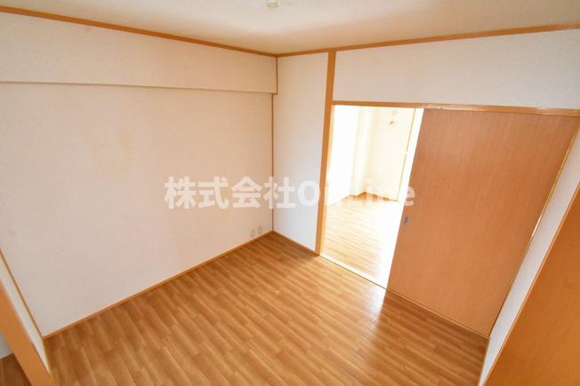 【洋室】 | 柴本マンション