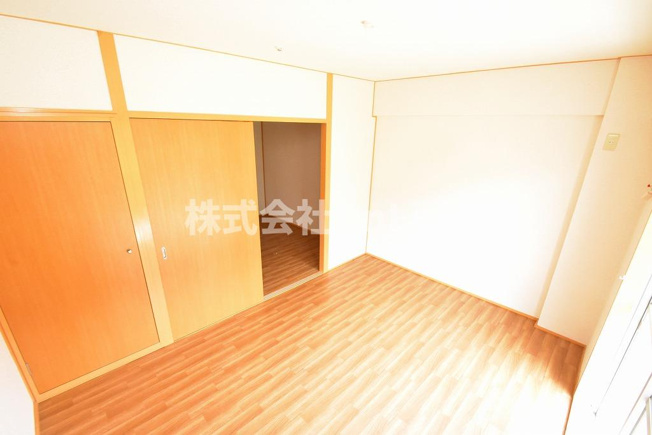 【洋室】 | 柴本マンション