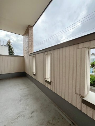 福住1条9丁目のバルコニー|洗濯物だけでなく布団や大きなシーツも干せるバルコニー付き！