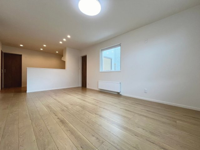 福住1条9丁目の居間・リビング|ゆったりとした広さのLDKは17.0帖！