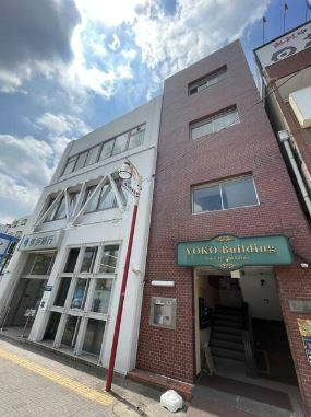 陽光ビルの外観