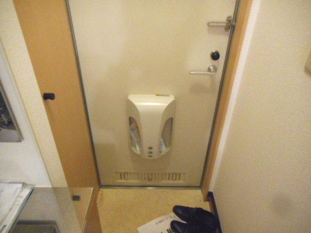 グリーンハウスの玄関