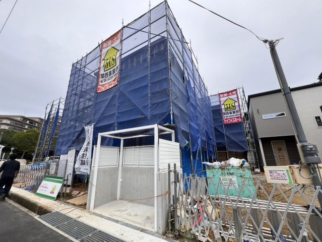 神戸市西区伊川谷町有瀬　4号棟　新築一戸建の駐車場|●年中無休：当日予約可●　西区、垂水区、明石市初。弊社は契約前に新築戸建の住宅診断を無料で行っています