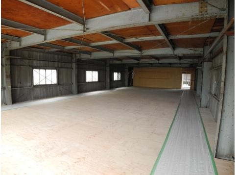 流作町店舗の内装