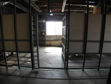 流作町店舗の内装