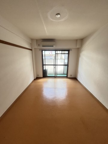 大阪市城東区関目１丁目の賃貸マンションの居間・リビング