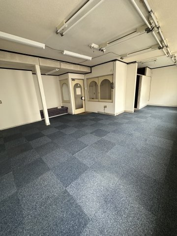 田町 貸事務所 ２Fの内装